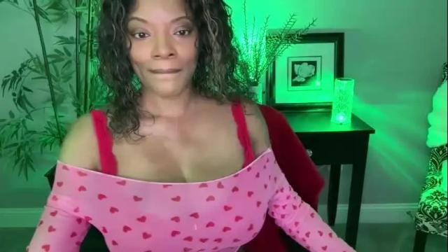 Image 10 of victoriagoldman Stream on Chaturbate on 2 months ago