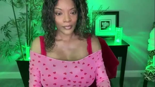 Image 7 of victoriagoldman Stream on Chaturbate on 2 months ago