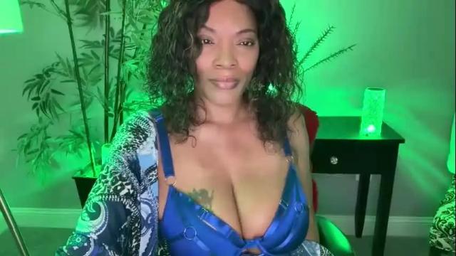 Image 2 of victoriagoldman Stream on Chaturbate on 1 month ago