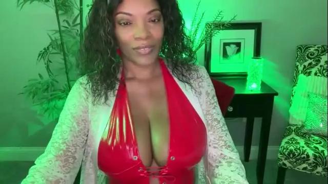 Image 4 of victoriagoldman Stream on Chaturbate on 27 days ago