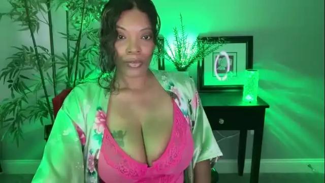 Image 2 of victoriagoldman Stream on Chaturbate on 2 months ago