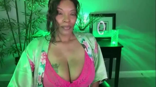 Image 7 of victoriagoldman Stream on Chaturbate on 2 months ago