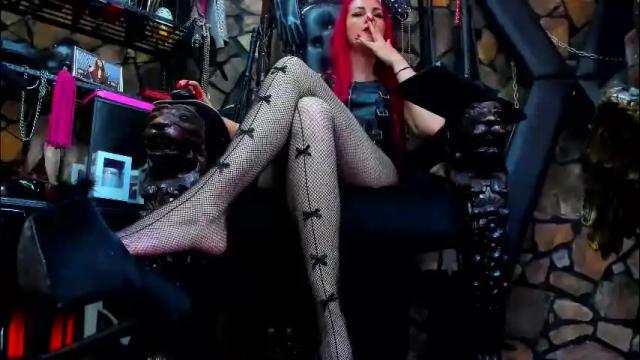 Image 4 of victoriaheller Stream on Chaturbate on 25 days ago