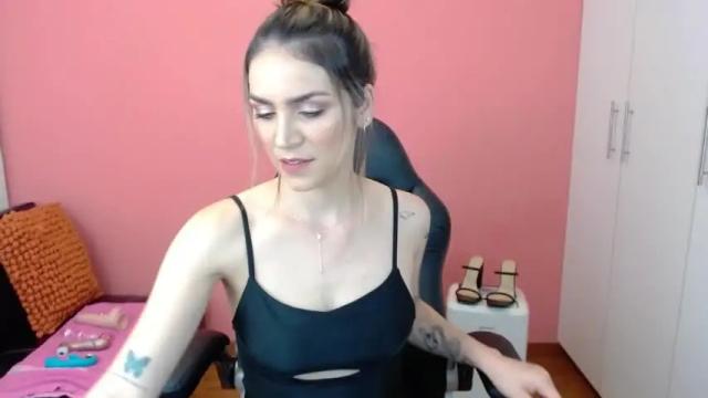 Image 2 of victoriajane98 Stream on Chaturbate on 20 months ago