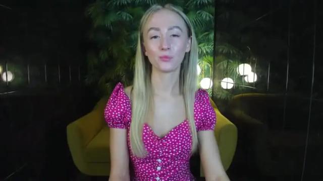 Image 6 of victorialight Stream on Chaturbate on 18 months ago