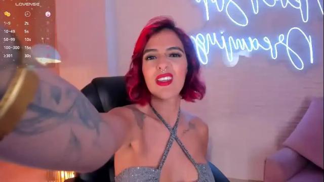 Image 3 of victoriamilan_ Stream on Chaturbate on 13 days ago