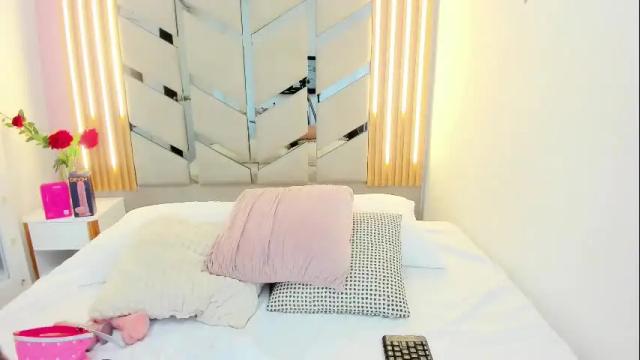 Image 10 of victoriamoon_01 Stream on Chaturbate on 11 days ago