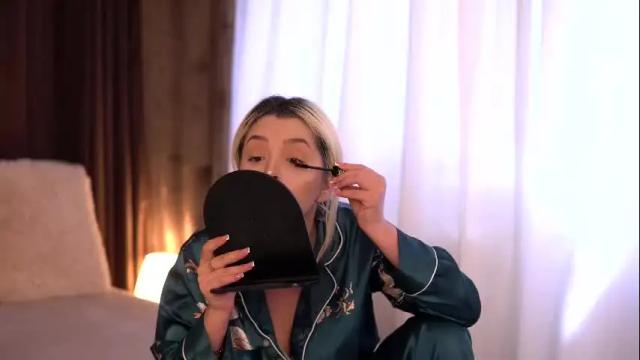 Thumbnail 3, victoriamorrone's Stream at Chaturbate, 22 days ago
