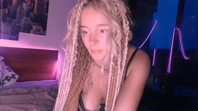 Image 4 of victoriande Stream on Chaturbate on 19 days ago