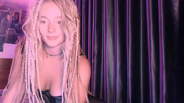 Image 7 of victoriande Stream on Chaturbate on 18 days ago