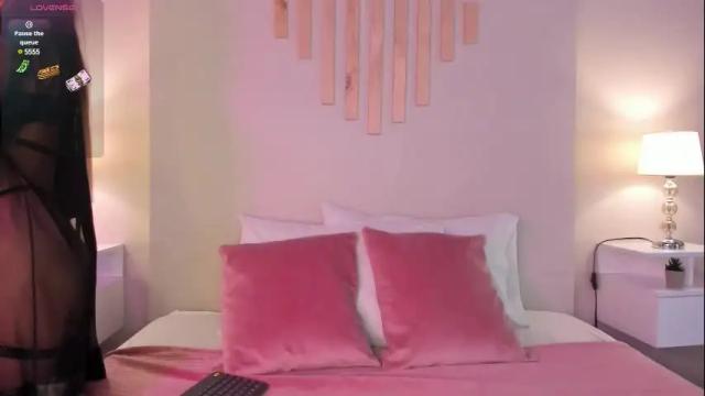 Image 3 of victorianoah_ Stream on Chaturbate on 1 month ago