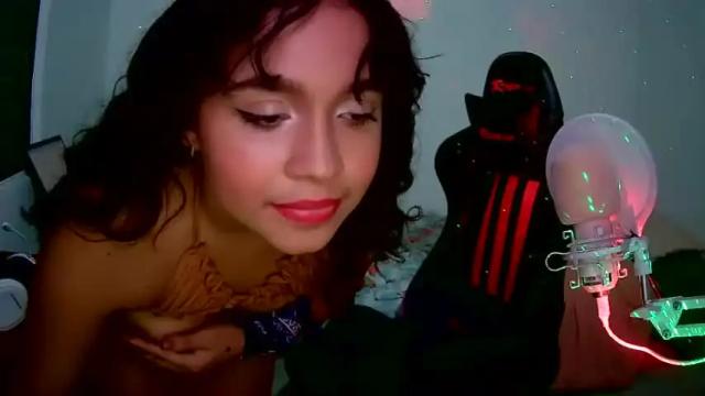 Image 7 of victoriarojasxx3 Stream on Chaturbate on 15 months ago