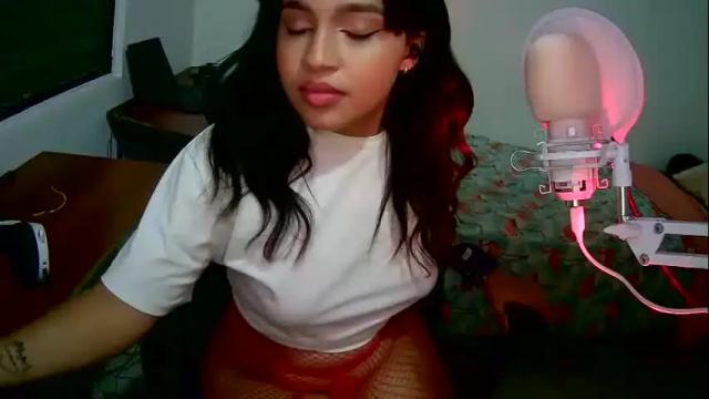 Image 4 of victoriarojasxx3 Stream on Chaturbate on 15 months ago