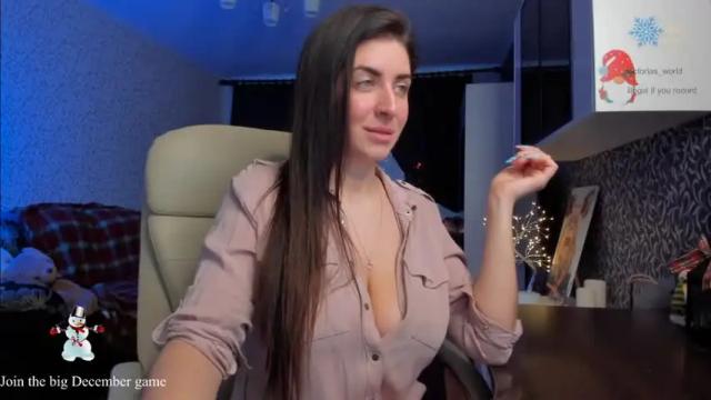 Image 3 of victorias_world Stream on Chaturbate on 15 months ago