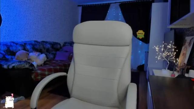 Image 11 of victorias_world Stream on Chaturbate on 13 months ago