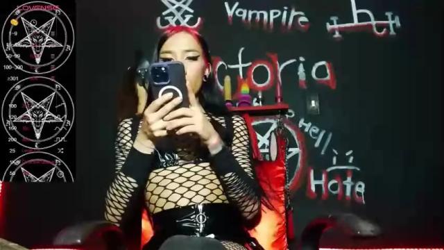 Image 8 of victoriavampire666 Stream on Chaturbate on 13 months ago