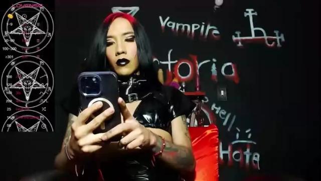 Image 8 of victoriavampire666 Stream on Chaturbate on 14 months ago
