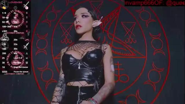 Image 4 of victoriavampire666 Stream on Chaturbate on 3 months ago