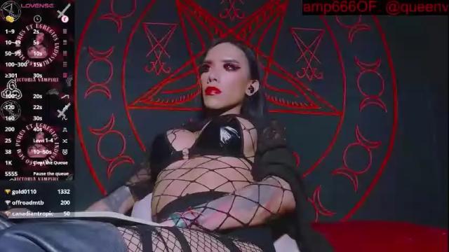 Image 2 of victoriavampire666 Stream on Chaturbate on 3 months ago
