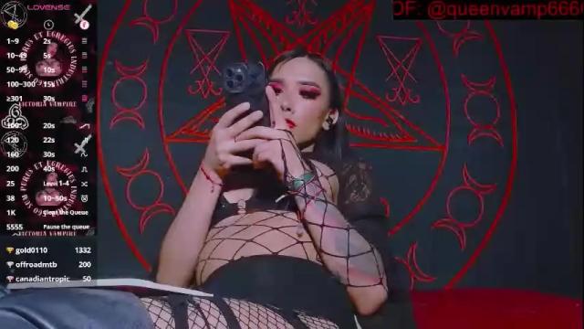 Image 3 of victoriavampire666 Stream on Chaturbate on 3 months ago
