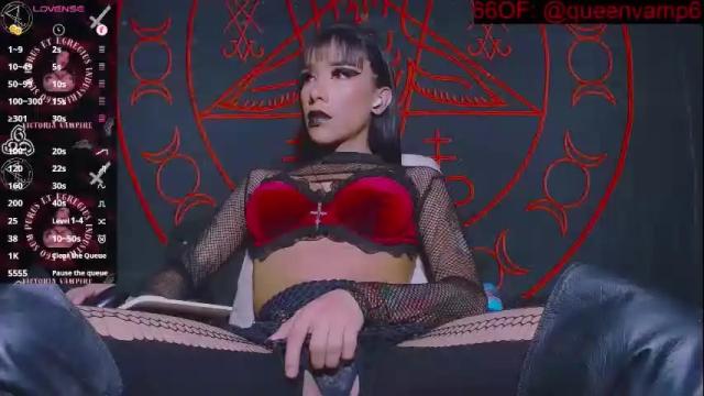 Image 10 of victoriavampire666 Stream on Chaturbate on 3 months ago