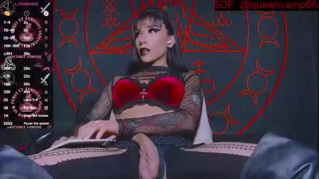 Image 7 of victoriavampire666 Stream on Chaturbate on 3 months ago