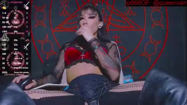Image 8 of victoriavampire666 Stream on Chaturbate on 3 months ago