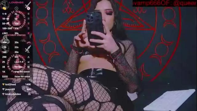 Image 12 of victoriavampire666 Stream on Chaturbate on 3 months ago