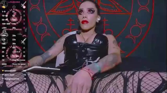 Image 11 of victoriavampire666 Stream on Chaturbate on 3 months ago