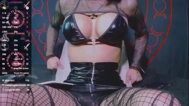 Image 11 of victoriavampire666 Stream on Chaturbate on 3 months ago