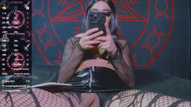 Image 8 of victoriavampire666 Stream on Chaturbate on 3 months ago