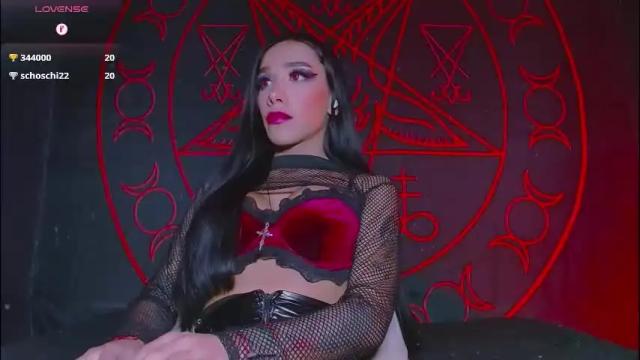 Image 4 of victoriavampire666 Stream on Chaturbate on 2 months ago