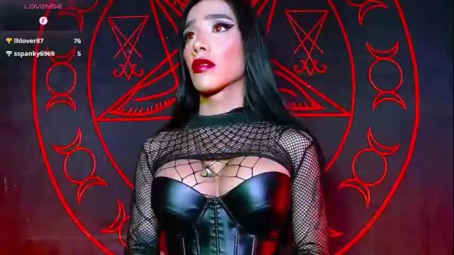 Image 4 of victoriavampire666 Stream on Chaturbate on 2 months ago