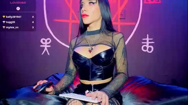 Image 11 of victoriavampire666 Stream on Chaturbate on 1 month ago