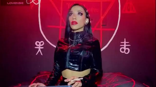 Image 8 of victoriavampire666 Stream on Chaturbate on 1 month ago