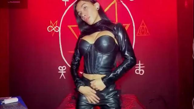 Image 3 of victoriavampire666 Stream on Chaturbate on 1 month ago