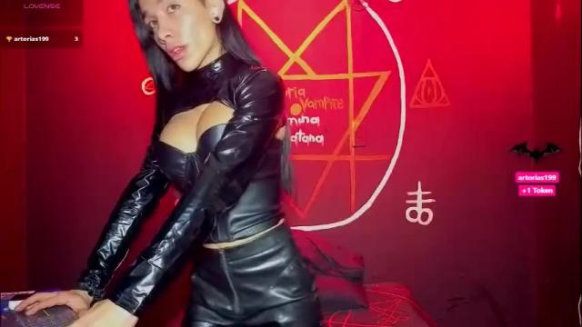 Image 4 of victoriavampire666 Stream on Chaturbate on 1 month ago
