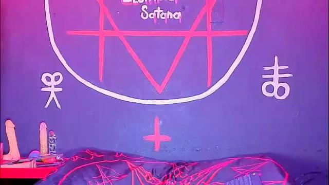 Image 6 of victoriavampire666 Stream on Chaturbate on 27 days ago