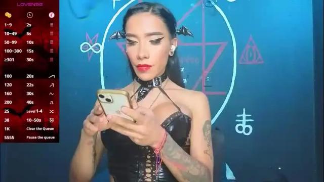 Image 3 of victoriavampire666 Stream on Chaturbate on 2 months ago