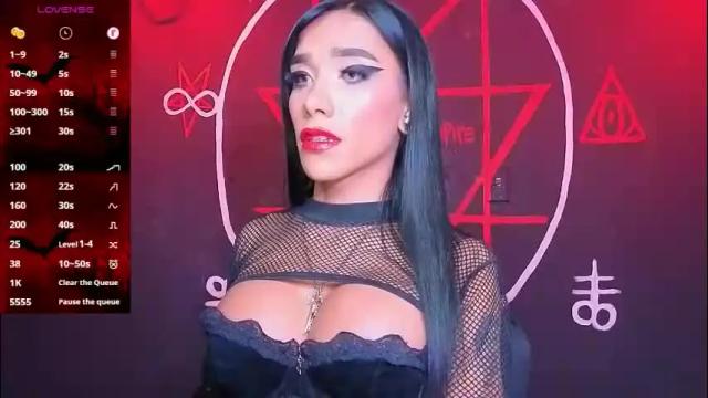 Image 3 of victoriavampire666 Stream on Chaturbate on 2 months ago