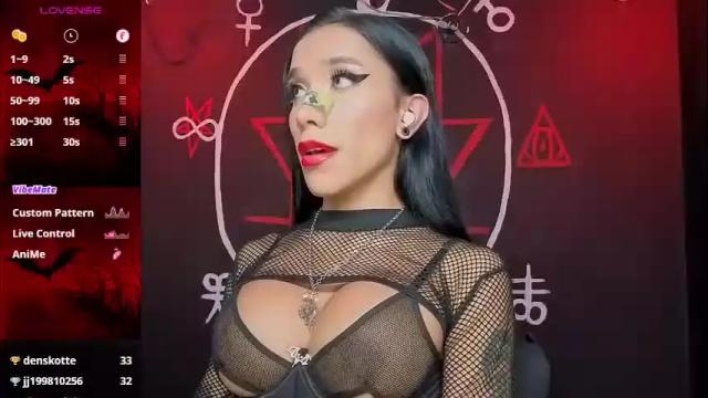 Image 2 of victoriavampire666 Stream on Chaturbate on 2 months ago