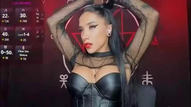 Image 2 of victoriavampire666 Stream on Chaturbate on 2 months ago