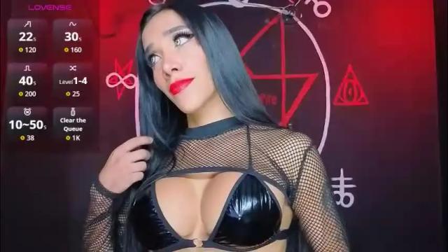 Image 7 of victoriavampire666 Stream on Chaturbate on 1 month ago