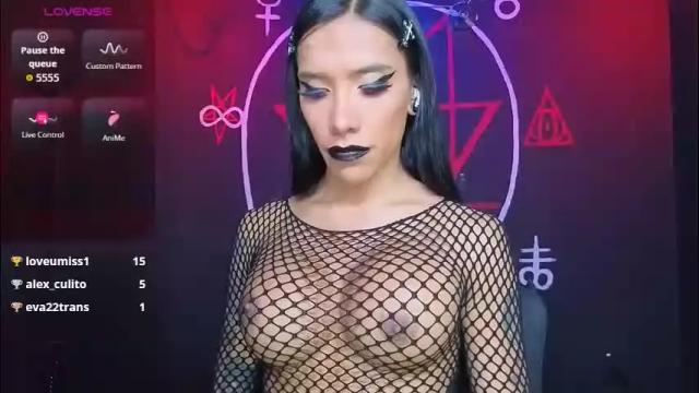Image 2 of victoriavampire666 Stream on Chaturbate on 1 month ago