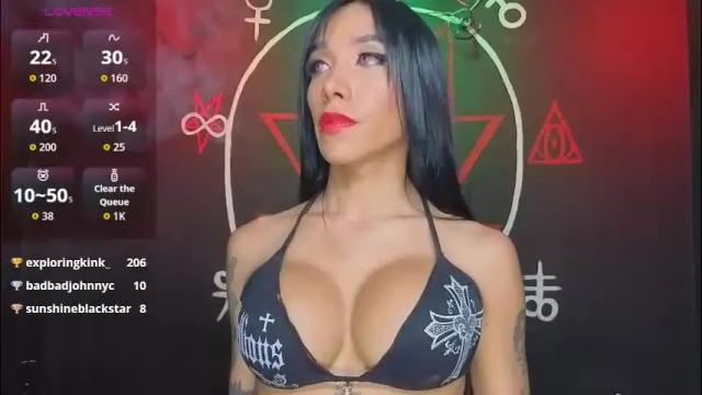 Image 4 of victoriavampire666 Stream on Chaturbate on 1 month ago
