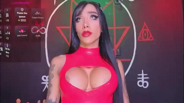 Image 2 of victoriavampire666 Stream on Chaturbate on 1 month ago