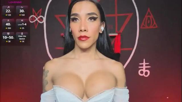 Image 2 of victoriavampire666 Stream on Chaturbate on 8 days ago