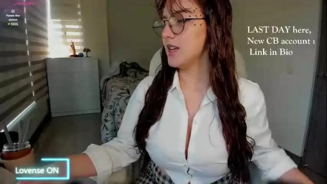 Image 4 of victoriaw_ Stream on Chaturbate on 2 months ago