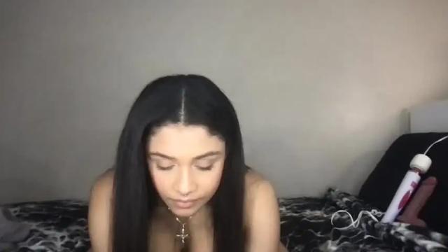 Image 4 of victoriawildd Stream on Chaturbate on 13 months ago