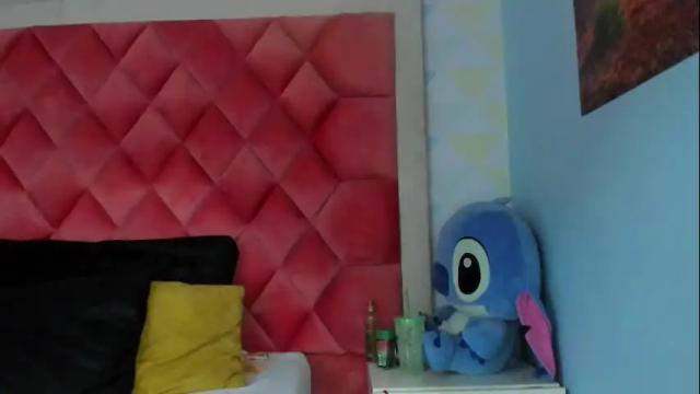Image 4 of victoriawills_ Stream on Chaturbate on 1 month ago